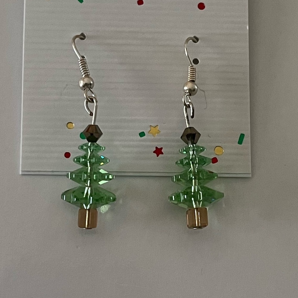Festive Swarovski Elements Green Crystal Christmas Tree Pierced Earrings